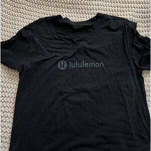 lululemon all your tee *logo
